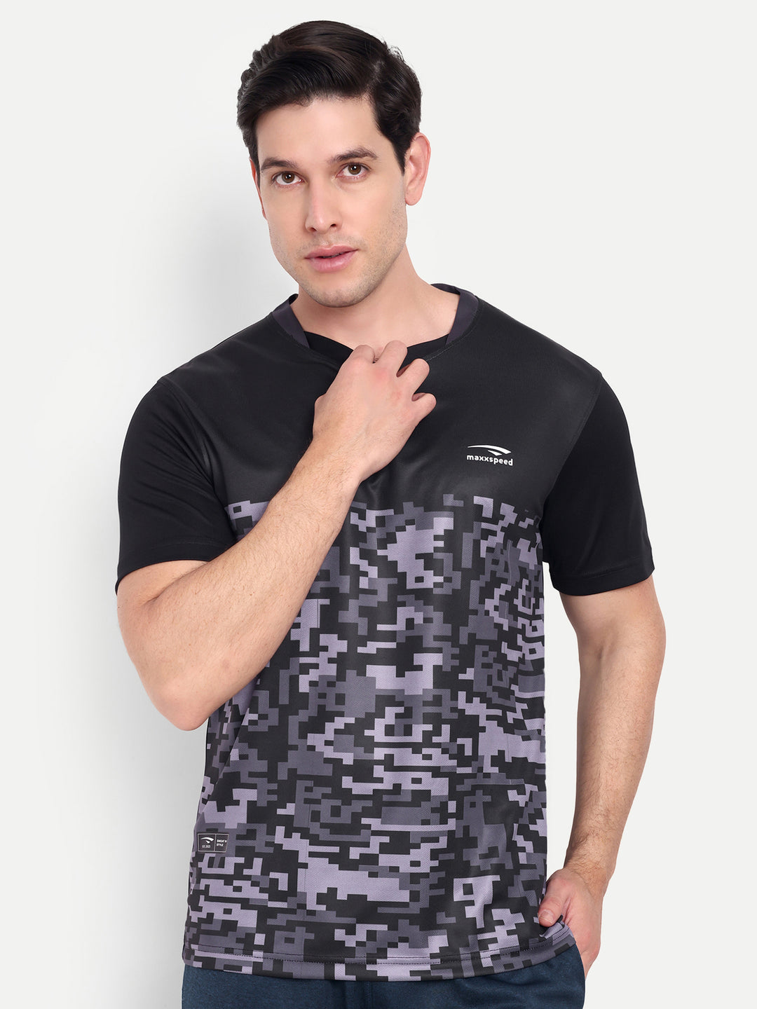 BLACK AND GREY V NECK TEE