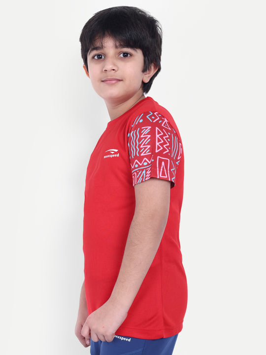 RED SOLID TEE WITH SLEEVE PRINT - KIDS