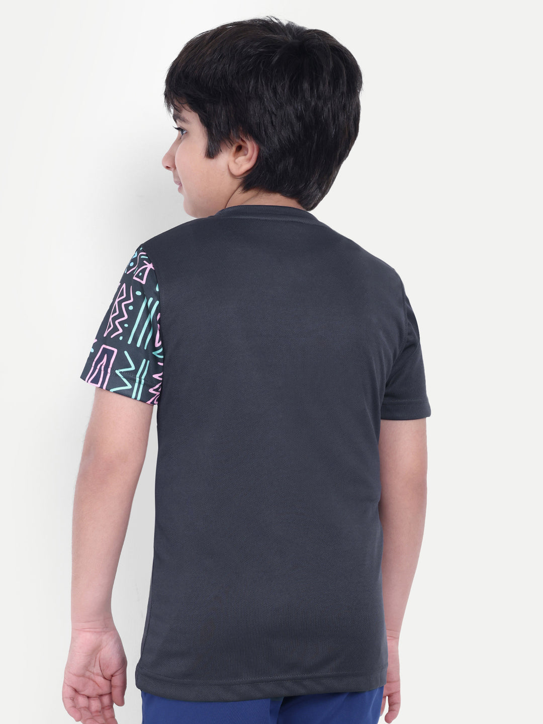 DARK GREY SOLID TEE WITH SLEEVE PRINT - KIDS